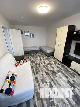 1-к квартира, посуточно, 40м2, 11/16 этаж