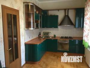 3-к квартира, посуточно, 92м2, 5/5 этаж