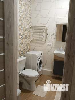 Студия квартира, посуточно, 40м2, 3/16 этаж