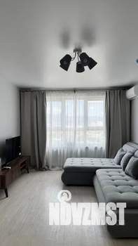 1-к квартира, посуточно, 40м2, 9/16 этаж