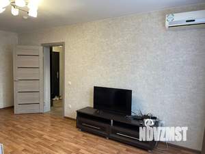 1-к квартира, посуточно, 38м2, 9/16 этаж
