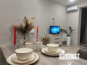 Студия квартира, посуточно, 30м2, 8/24 этаж