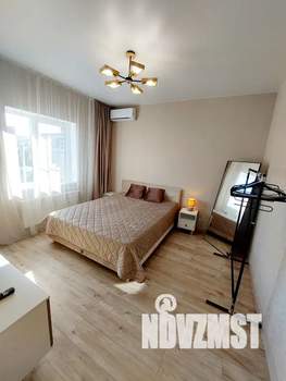 1-к квартира, посуточно, 40м2, 8/20 этаж