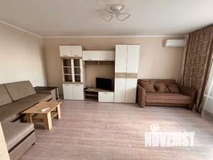 1-к квартира, посуточно, 38м2, 13/16 этаж