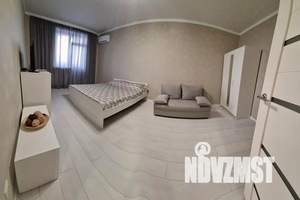 1-к квартира, посуточно, 42м2, 10/11 этаж