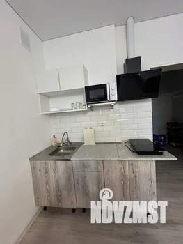 Студия квартира, посуточно, 38м2, 2/5 этаж