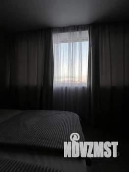 1-к квартира, посуточно, 36м2, 2/16 этаж