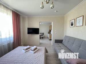 1-к квартира, посуточно, 33м2, 7/16 этаж