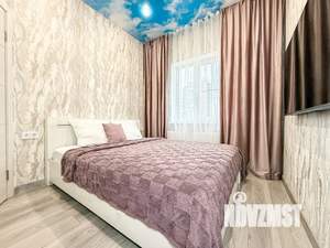 1-к квартира, посуточно, 35м2, 10/20 этаж