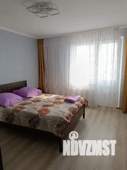 2-к квартира, посуточно, 72м2, 3/16 этаж