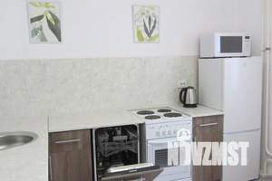 1-к квартира, посуточно, 37м2, 3/16 этаж