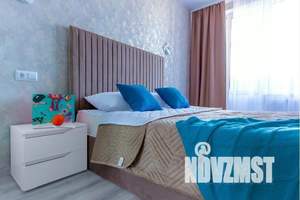 1-к квартира, посуточно, 40м2, 18/21 этаж