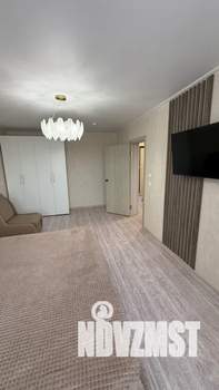 1-к квартира, посуточно, 40м2, 1/20 этаж