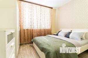 1-к квартира, посуточно, 46м2, 1/1 этаж