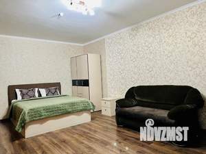 1-к квартира, посуточно, 50м2, 1/1 этаж