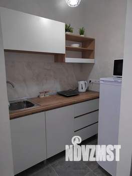 Студия квартира, посуточно, 28м2, 3/12 этаж