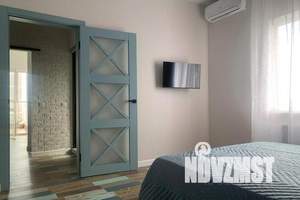 1-к квартира, посуточно, 37м2, 10/20 этаж