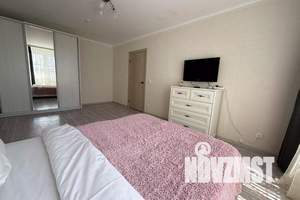 1-к квартира, посуточно, 38м2, 13/16 этаж