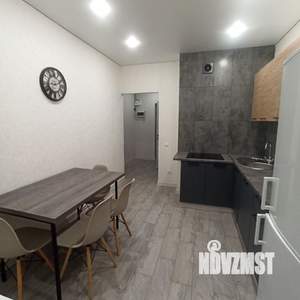 1-к квартира, посуточно, 40м2, 8/20 этаж