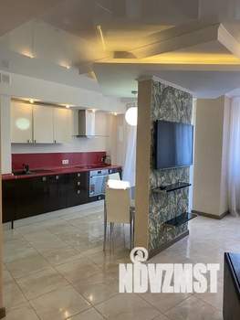 2-к квартира, посуточно, 70м2, 4/19 этаж