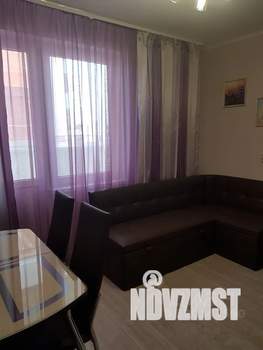 1-к квартира, посуточно, 38м2, 1/16 этаж