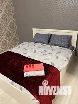 1-к квартира, посуточно, 42м2, 3/20 этаж