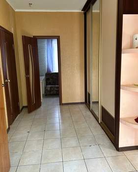 3-к квартира, на длительный срок, 103м2, 1/2 этаж