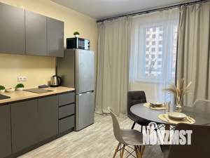 1-к квартира, посуточно, 40м2, 6/23 этаж