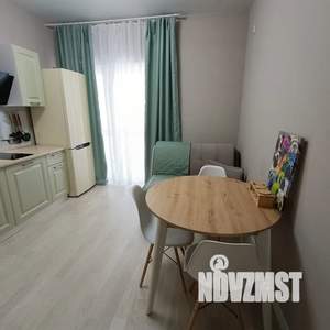 1-к квартира, посуточно, 41м2, 6/20 этаж