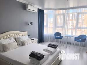 1-к квартира, посуточно, 40м2, 7/25 этаж