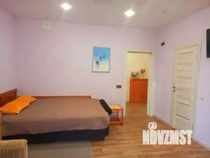 Студия квартира, посуточно, 56м2, 1/16 этаж