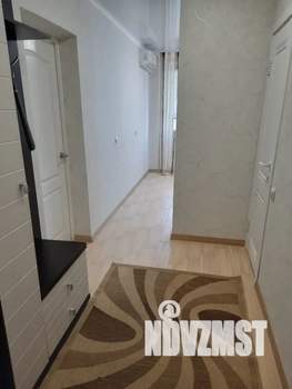 1-к квартира, посуточно, 40м2, 11/16 этаж