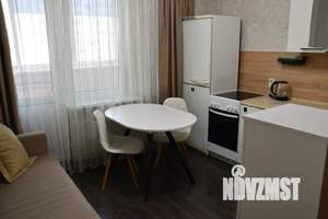 1-к квартира, посуточно, 37м2, 9/16 этаж