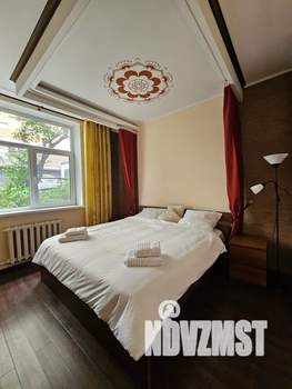 2-к квартира, посуточно, 65м2, 1/2 этаж