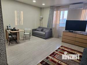 Студия квартира, посуточно, 41м2, 20/20 этаж