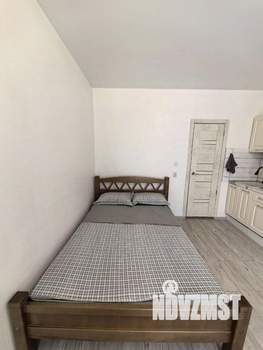 Студия квартира, посуточно, 23м2, 1/3 этаж