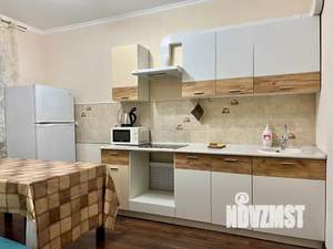 1-к квартира, посуточно, 50м2, 13/16 этаж