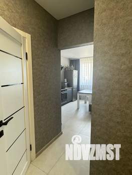 1-к квартира, посуточно, 37м2, 3/20 этаж