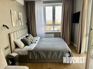 Студия квартира, посуточно, 32м2, 7/18 этаж