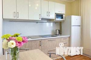 1-к квартира, посуточно, 38м2, 5/20 этаж