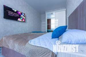 1-к квартира, посуточно, 40м2, 18/21 этаж