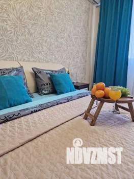 1-к квартира, посуточно, 38м2, 1/1 этаж