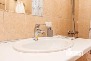 2-к квартира, посуточно, 78м2, 1/1 этаж