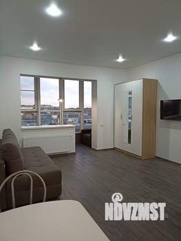 Студия квартира, посуточно, 30м2, 6/9 этаж