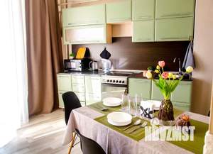 1-к квартира, посуточно, 37м2, 1/1 этаж