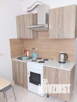 Студия квартира, посуточно, 27м2, 5/10 этаж