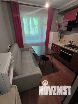 1-к квартира, посуточно, 38м2, 1/9 этаж