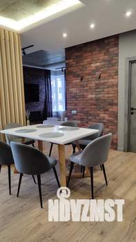 2-к квартира, посуточно, 70м2, 1/1 этаж