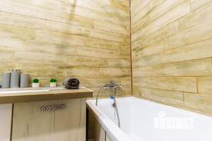 1-к квартира, посуточно, 47м2, 1/1 этаж