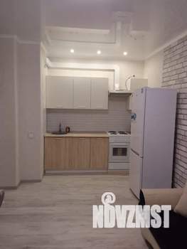 1-к квартира, посуточно, 35м2, 4/20 этаж